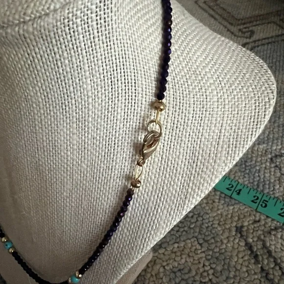 Handmade beaded necklace - Picture 3 of 5